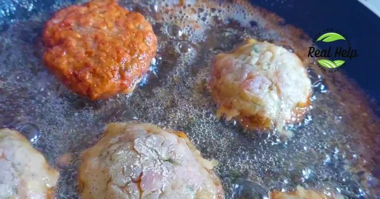 Frying Romanian Minced Pork Meatballs.